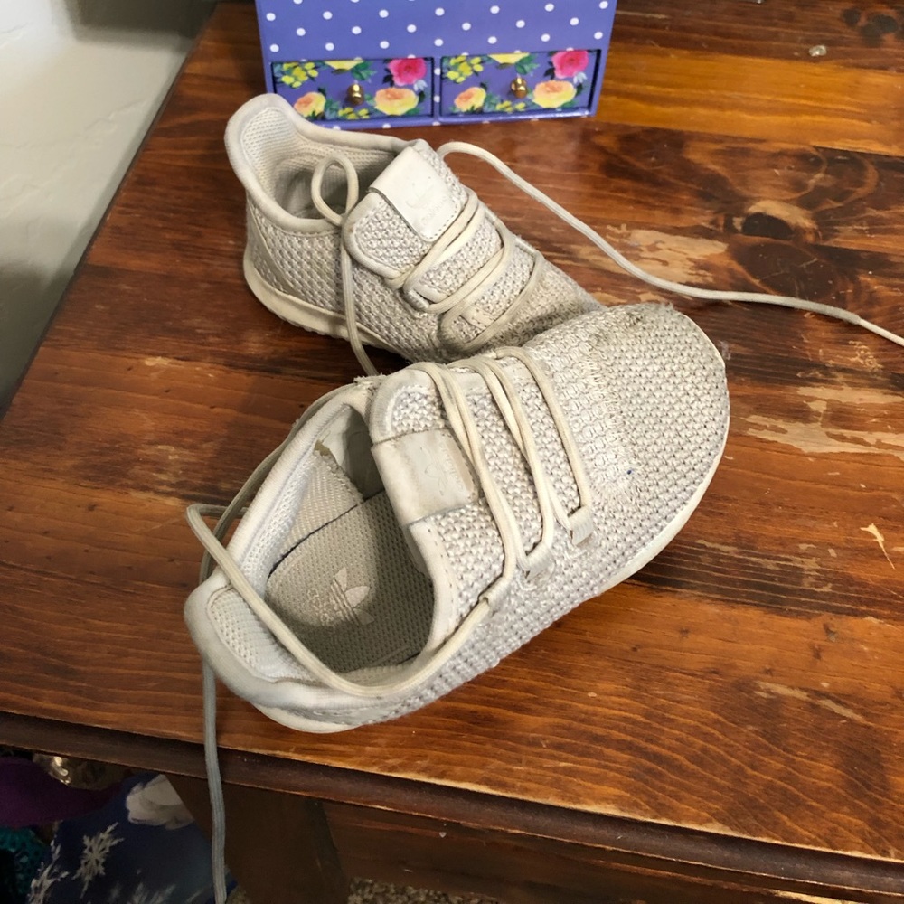 Adidas kids sneakers 👟